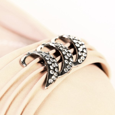 Różowe klasyczne baleriny z ozdobą Frediva - Obuwie