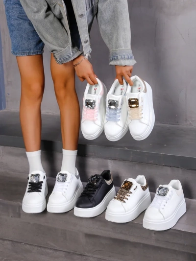 Sneakers sport pentru femei Royalfashion pe o platformă Safirrat