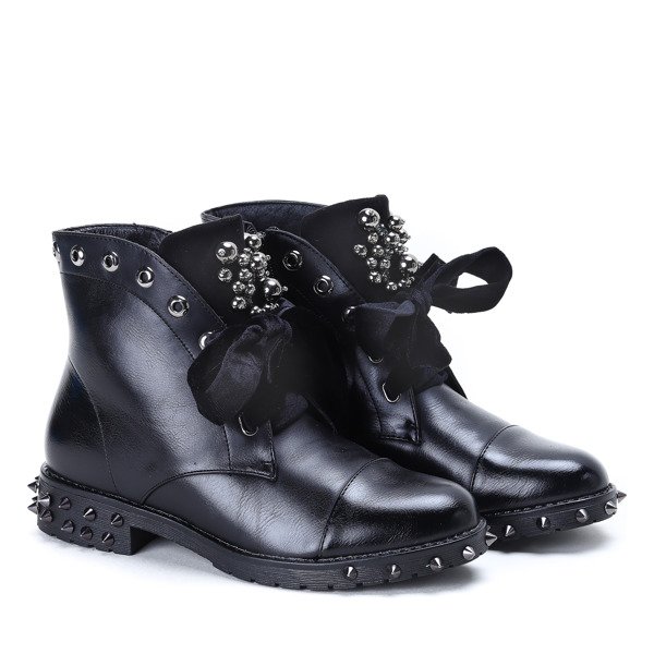 Czarne workery z ćwiekami Darina - Obuwie