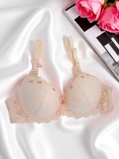 Royalfashion Sutien damă cu burete și dantelă Delicate Grace
