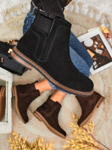 maro || negru