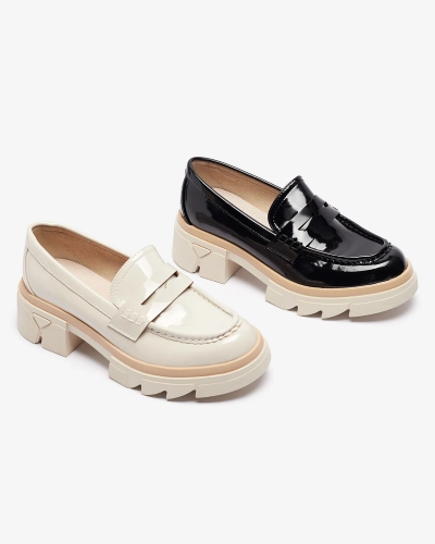 Mocasini negri de damă din piele ecologică din piele lăcuită Sepop- Footwear