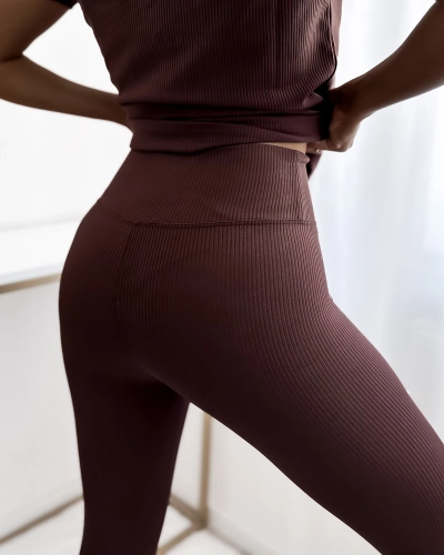 Royalfashion Set sport pentru femei maro închis cu inimioare