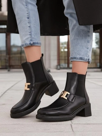 Bocanci pentru femei Royalfashion cu toc jos Ewios