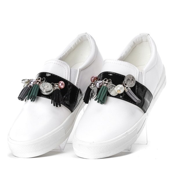 Biało-czarne tenisówki slip on z zawieszkami Clarette - Obuwie
