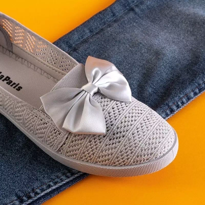 OUTLET Slip de dama ajurat gri deschis - cu fundita Azaria - Incaltaminte