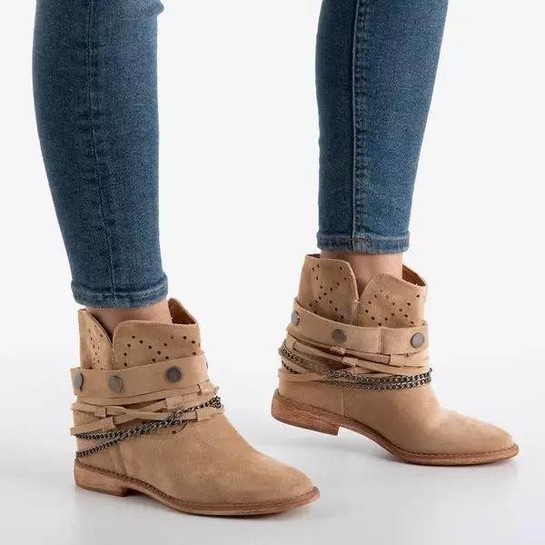 OUTLET Cizme maro deschis a'la cizme de cowboy pe o pană de interior Salemi - pantofi