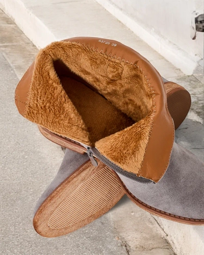 Cizmele de cowboy de la Royalfashion pe un toc acoperit Patorias