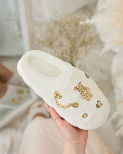 Royalfashion Papuci de blană de damă albi cu ornamente Erserra