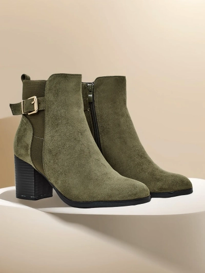 Cizmele de glezna pentru femei Royalfashion pe un butonest Vierod