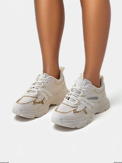 Sneakers sportive Royalfashion pentru femei pe o talpă groasă Aimo