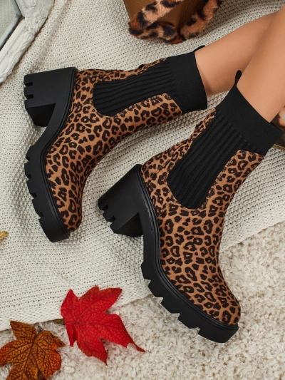 Botine de damă cu toc gros și model, din piele ecologică de căprioară Anthere