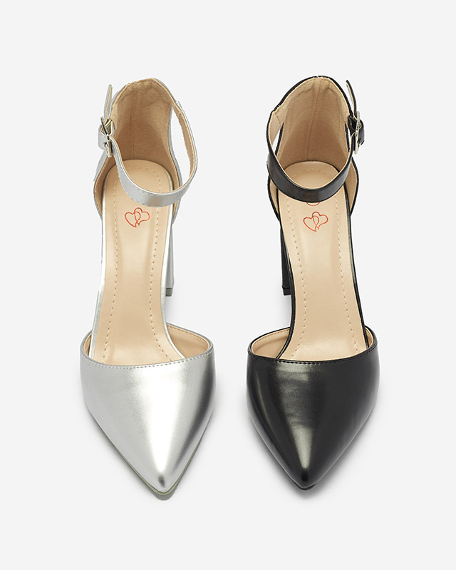 Pantofi de damă pe post de pantofi de culoare neagră- Încălțăminte