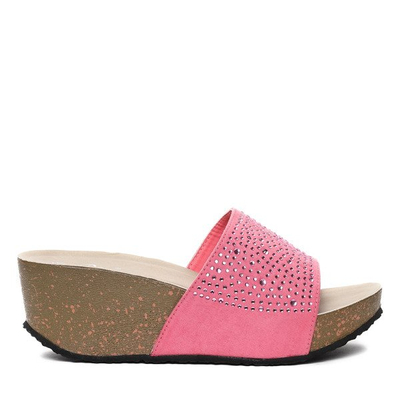 Różowe klapki na koturnie - Obuwie