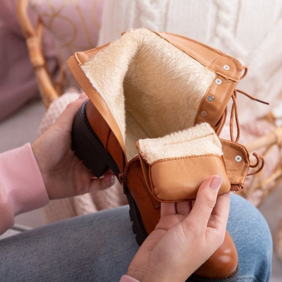 Trapery w kolorze camel Gigi - Obuwie