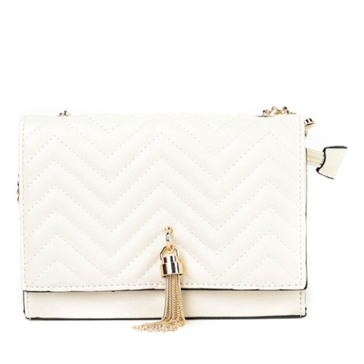 Mała torebka na ramię w kolorze beżowym ze złotą ozdobą - Torebki