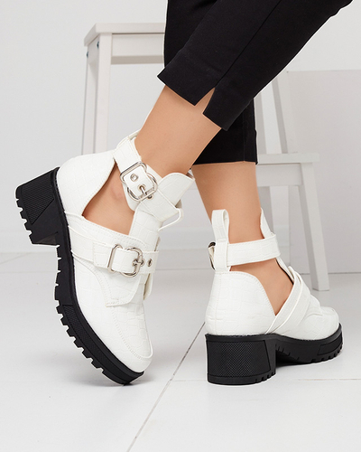 Cizme de damă lăcuite albe cu decupaj și ștanțare Malevib- Footwear