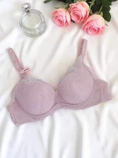 Royalfashion Sutien push-up pentru femei cu dantelă Romance Push-Up