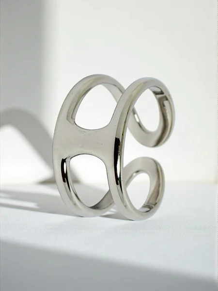 Brățară tip manșetă Dolce Vita cu talismane decorative