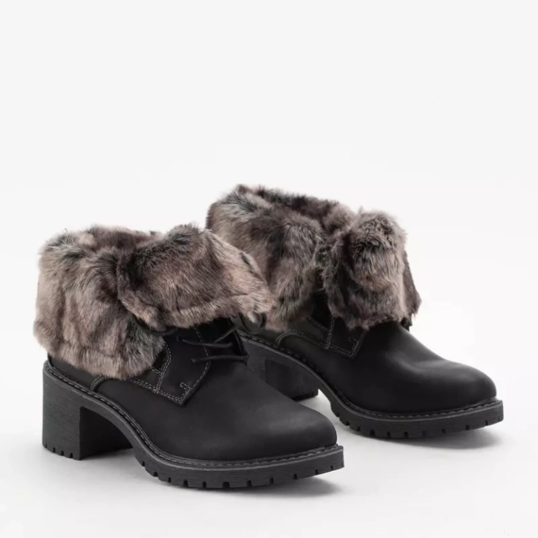 OUTLET Cizme negre de damă cu șireturi pe stâlp jos Kalera - Încălțăminte