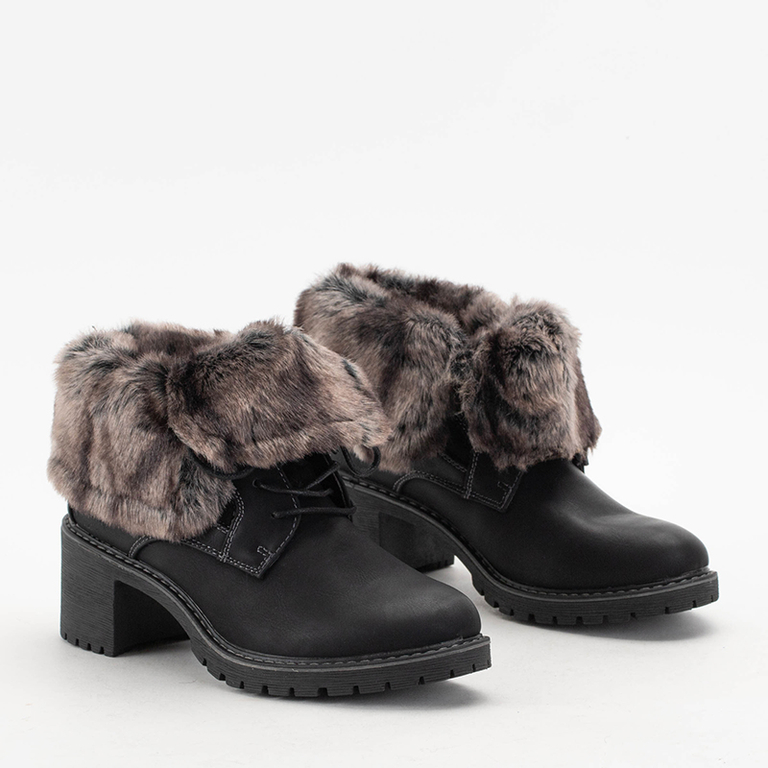 Botine negre de damă cu șireturi pe un stâlp jos Kalera - Încălțăminte