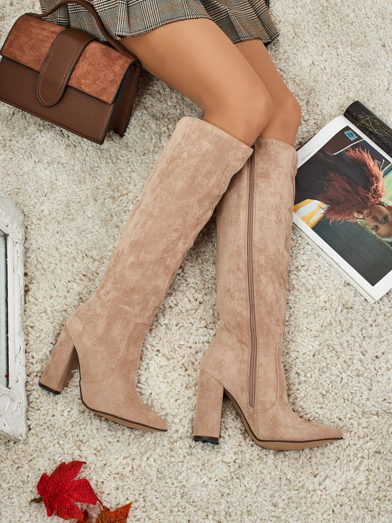 Cizme de damă din piele ecologică întoarsă cu toc gros Feravi