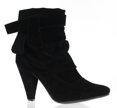 Czarne botki na grubszej szpilce - Obuwie