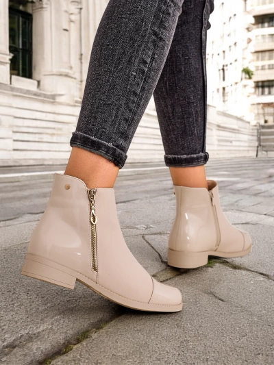 Botine pentru femei de la Royalfashion Ivvo