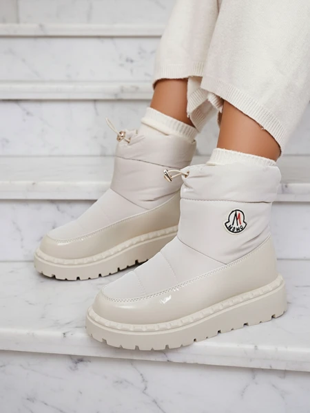 Royalfashion Cizme de zăpadă slip-on pentru femei de culoare crem Ireda