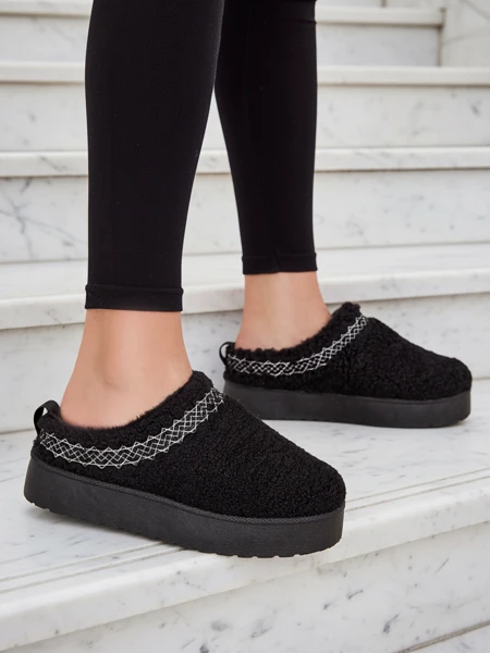 Pantofi scurți de zăpadă pentru femei de la Royalfashion Sesele