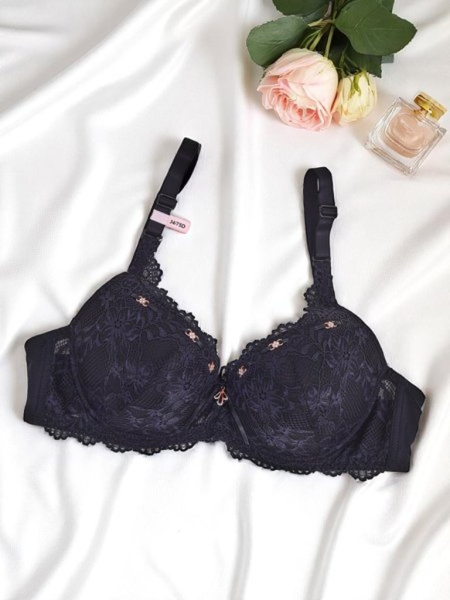 Royalfashion Sutien de damă cu burete și dantelă Delicate Grace