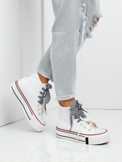Adidași de damă Callista Bianca – flat alb la modă cu mărgele decorative