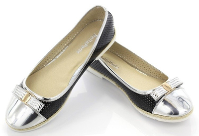 Srebrno-czarne baleriny z lakierowanym noskiem Tossa - Obuwie