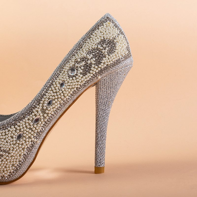 Pompele argintii strălucitoare pe toc stiletto Marni - Pantofi