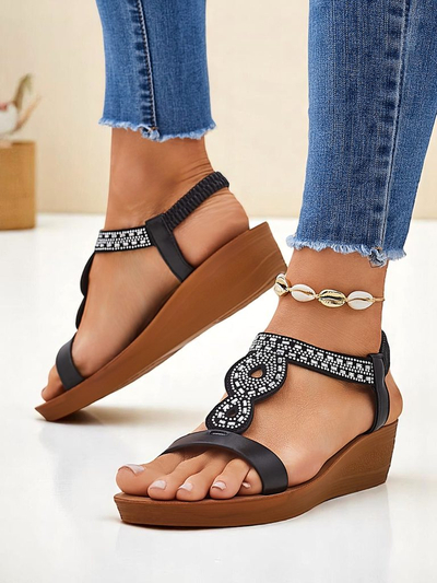 Sandale cu platformă Perseida Royalfashion negre din piele ecologică cu cristale 4,5cm