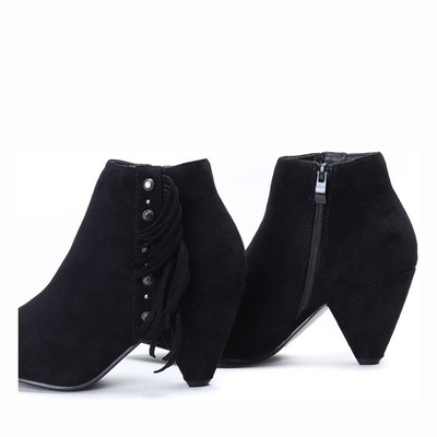 Czarne botki na trójkątnym obcasie Madelynn - Obuwie