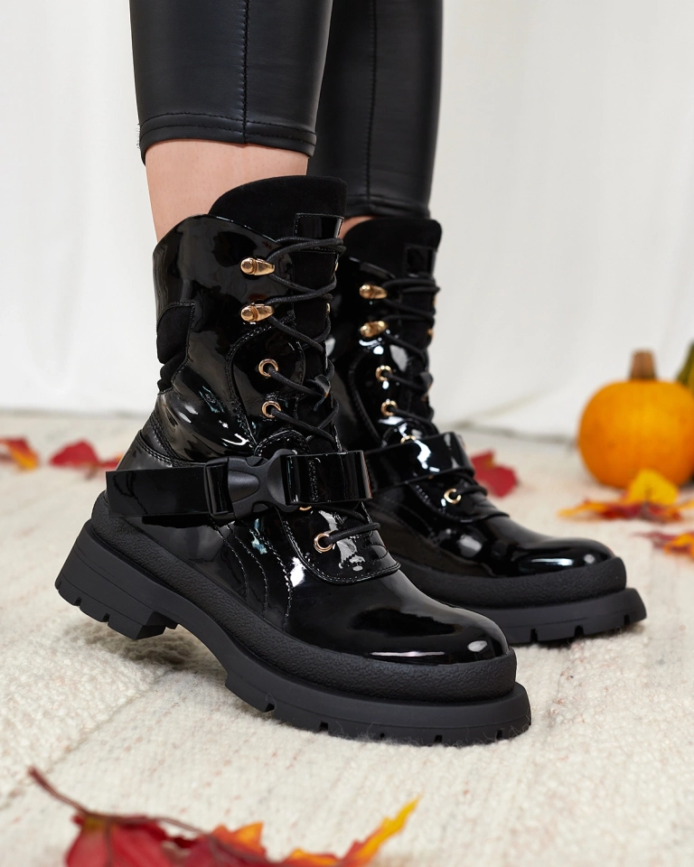 Royalfashion Cizme lăcuite de damă, negru Setogy