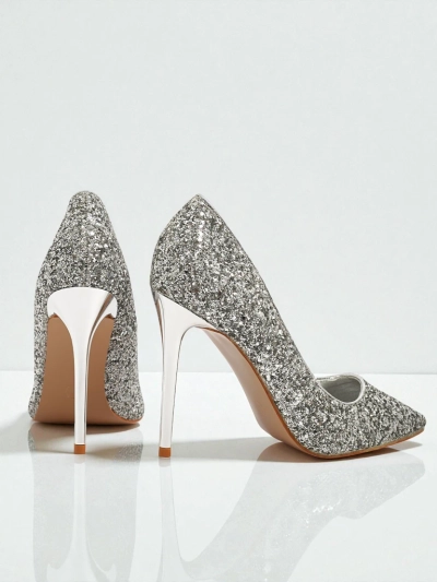 Pantofi cu toc pentru femei din piele ecologică cu brocart Zavrimea