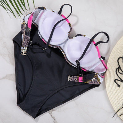 Costum de baie cu model roz - Lenjerie de corp