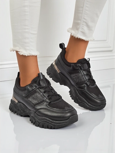 Damskie sneakersy Arete Nero na płaskim spodzie ze skóry ekologicznej