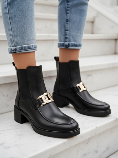 Bocanci pentru femei Royalfashion cu toc jos Ewios