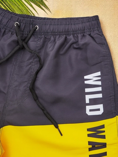 Royalfashion Sportliche Herren-Shorts mit schützendem Netzfutter