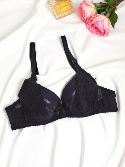 Royalfashion Sutien de damă cu burete din dantelă Sutien Bella