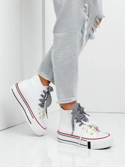Adidași de damă Callista Bianca – flat alb la modă cu mărgele decorative