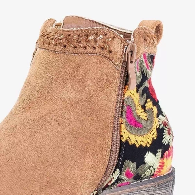 OUTLET Cizme dama maro cu broderie decorativa Hastieli - Pantofi