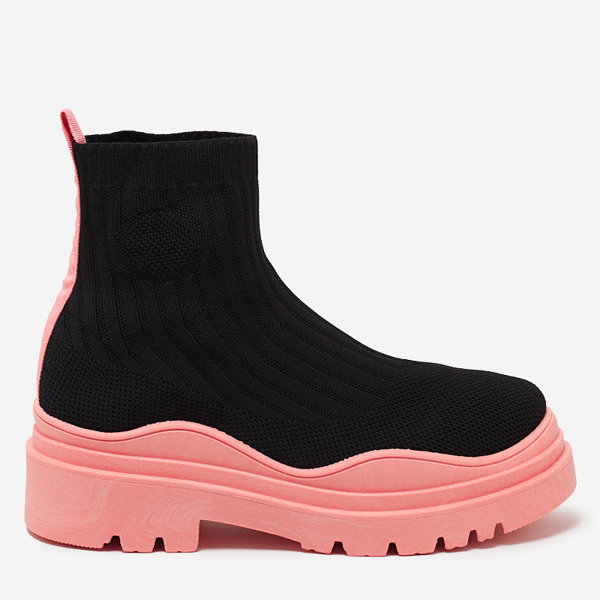 OUTLET Cizme de damă cu talpă mai groasă în negru și roz Korlic- Încălțăminte