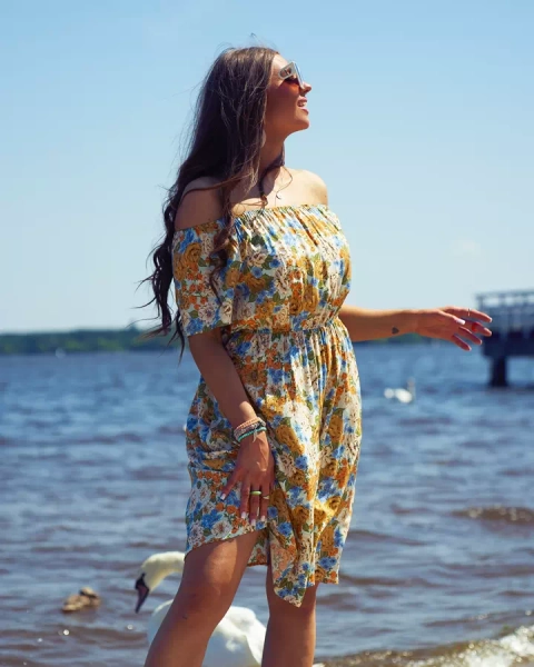 Royalfashion Rochie mini florală pentru femei a'la hiszpanka în bej