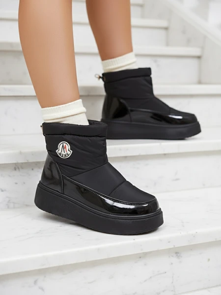 Royalfashion Cizme de zăpadă slip-on pentru femei de culoare neagră Ademra