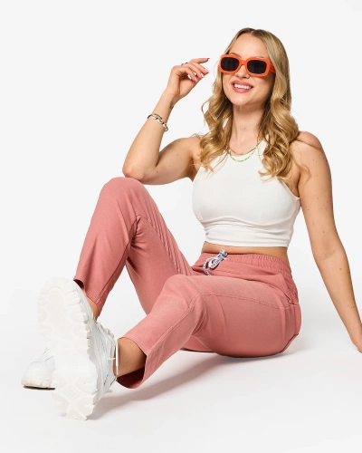 Pantaloni drepți din stofă de damă în roz PLUS SIZE- Îmbrăcăminte