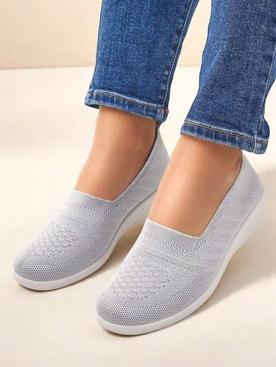 Mocasini Royalfashion pentru femei pe o talpă joasă Epoles